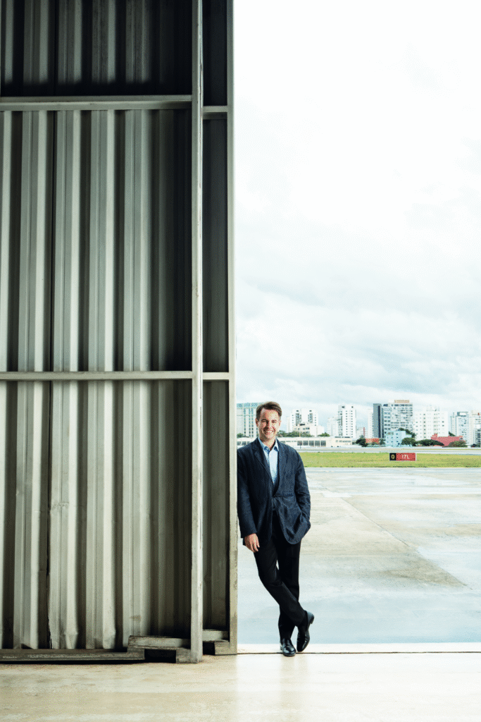 Marcus Steinmeyer
Marcos Amaro, 40 anos, em ensaio exclusivo para a Forbes, no Aeroporto de Congonhas